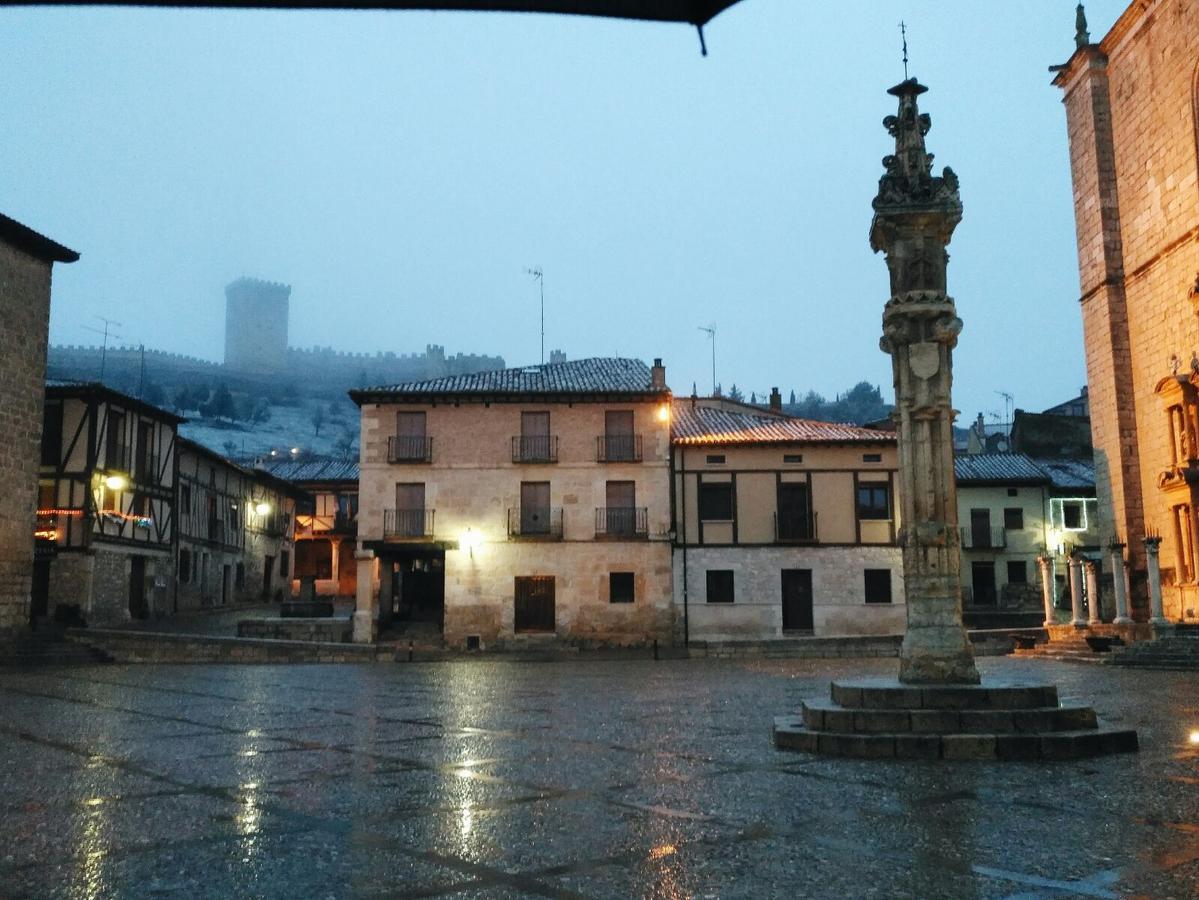 Alojamientos Palacete Penaranda de Duero Exterior photo